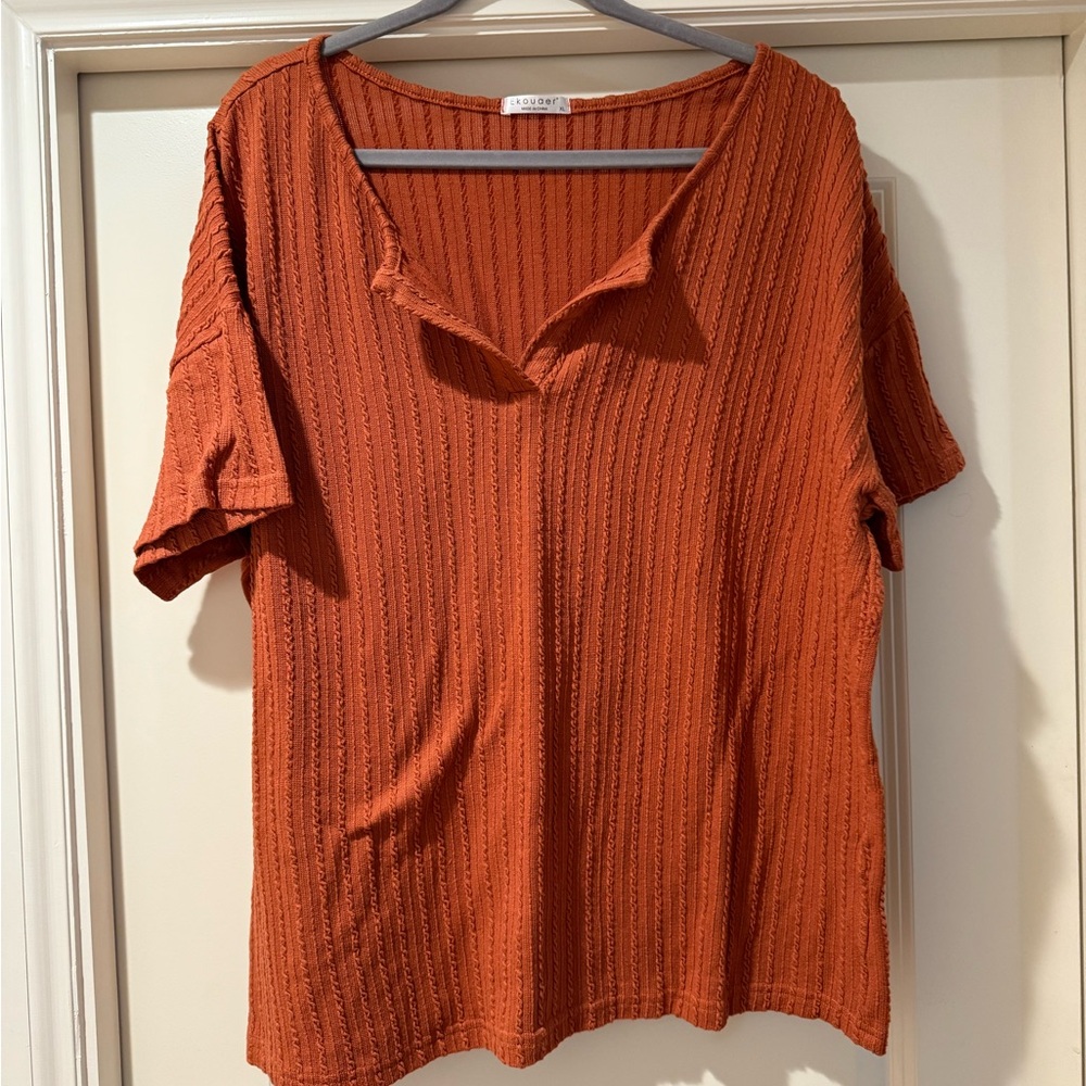 Universal Thread Rust Textured Blouse